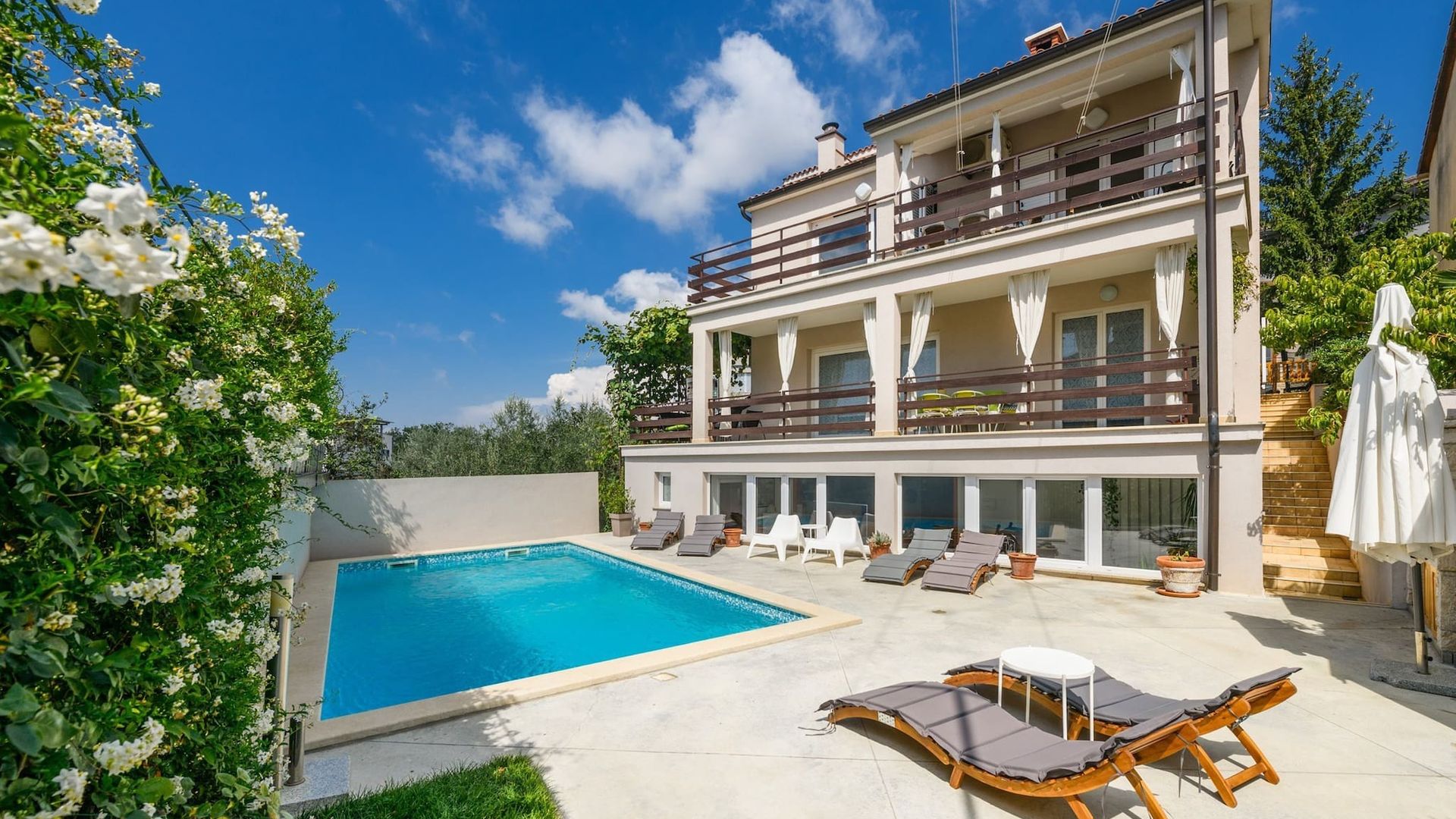 Villa Monte Magno with Private Pool photo 1
