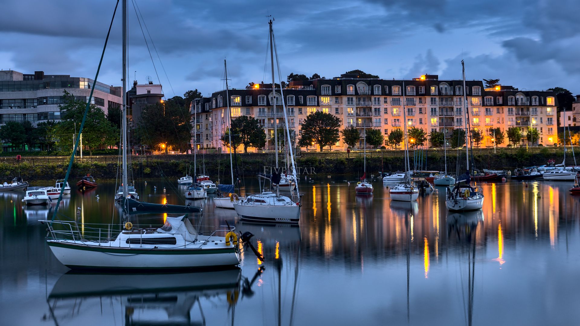 Dun Laoghaire period residences near seafront photo 2