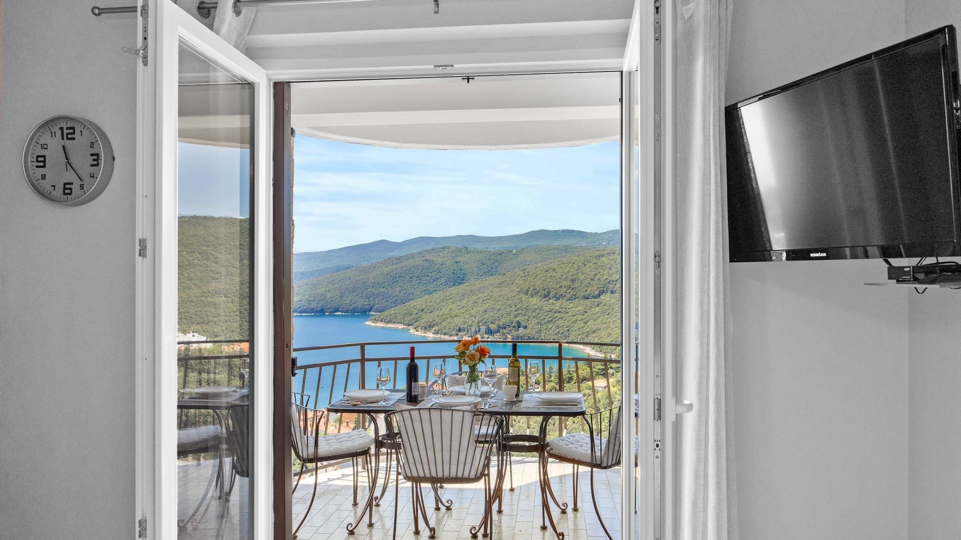 Lady M Gold - Balcony and Sea View photo 4