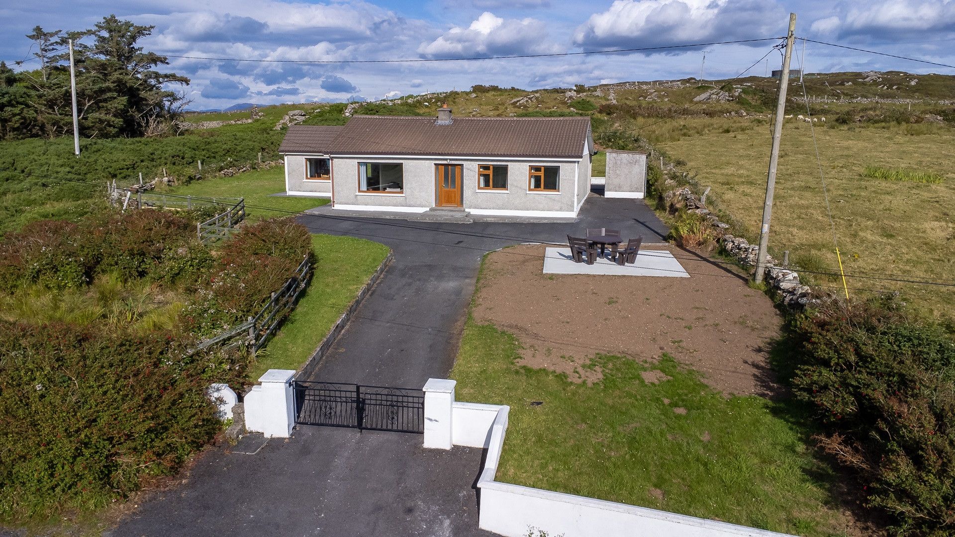 Mourneen Cottage photo 1