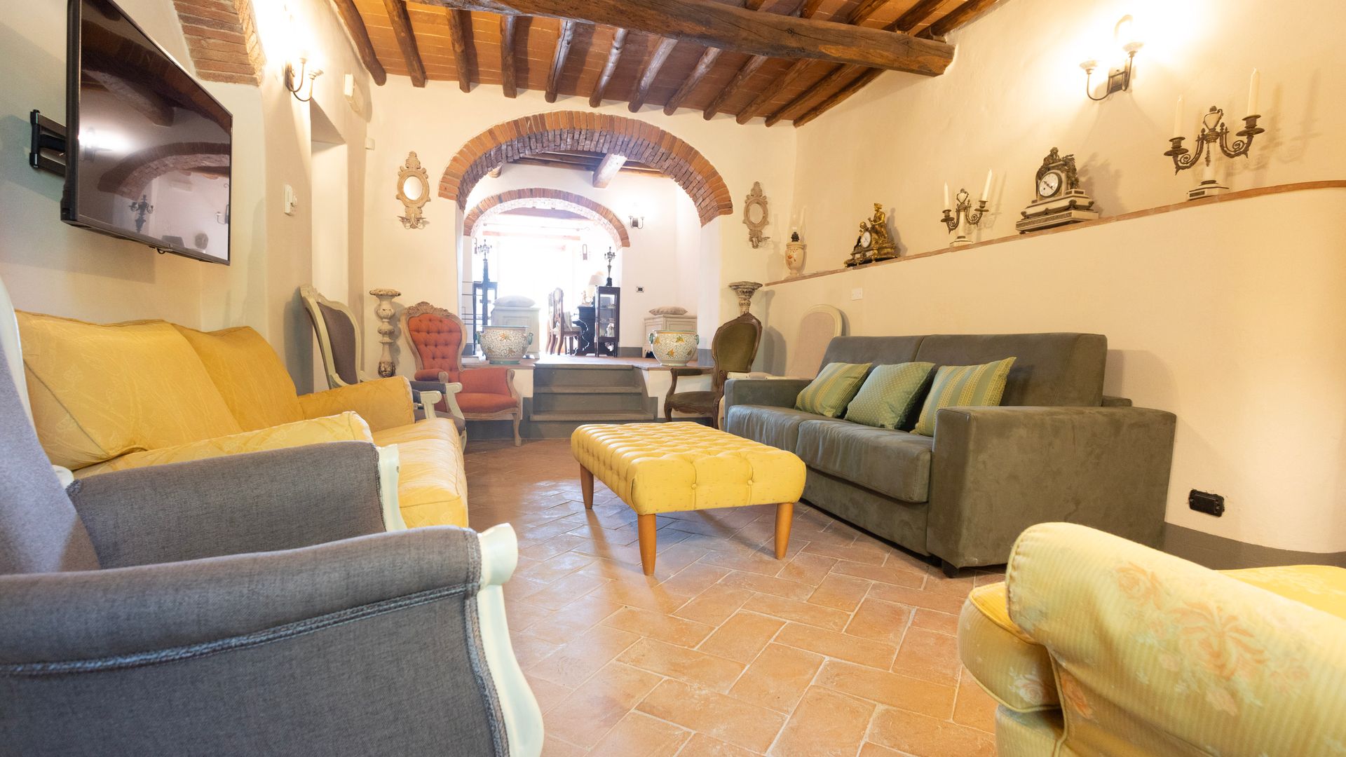 Tuscan Hues photo 7