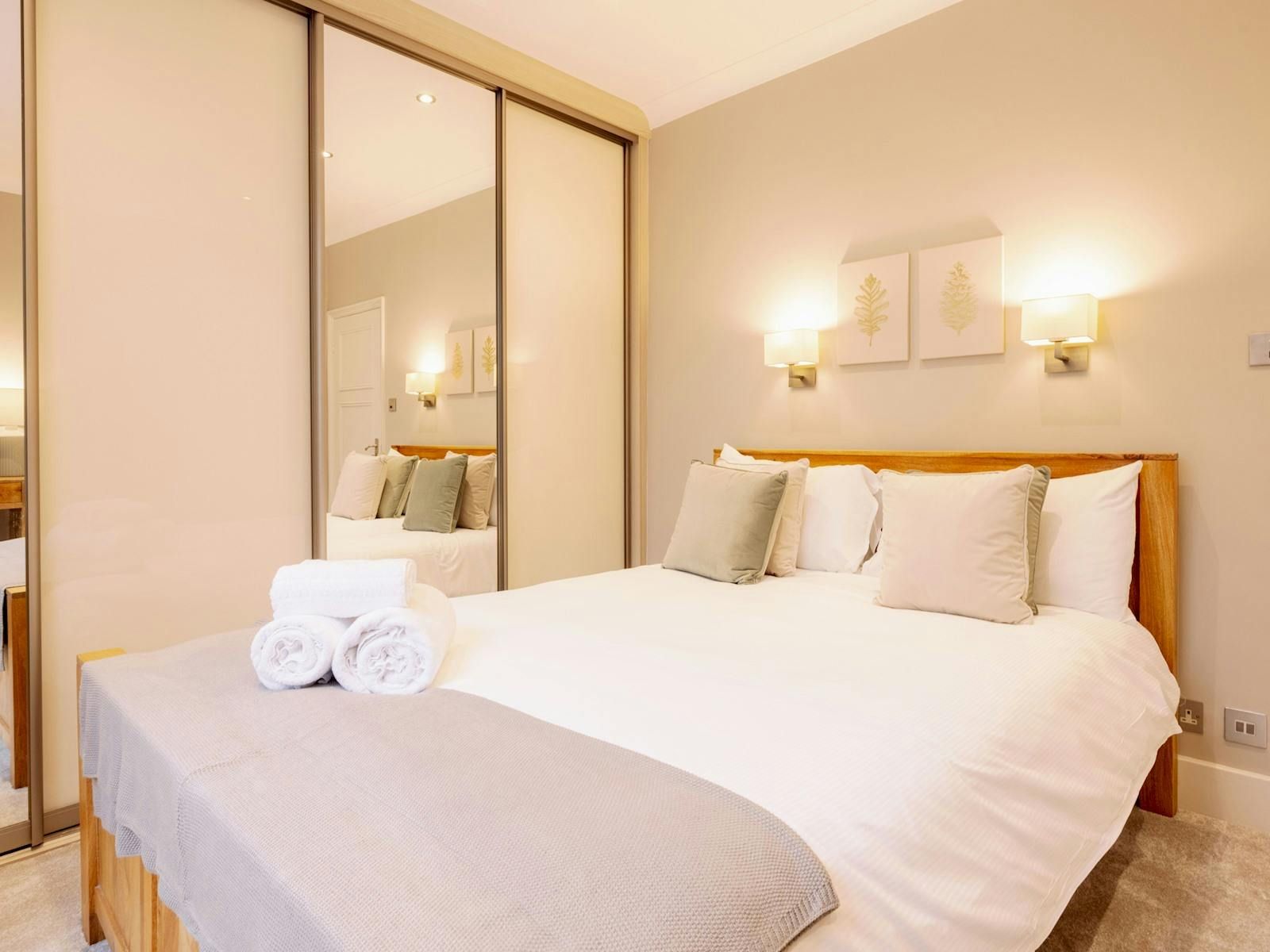 Pimlico Regency photo 8