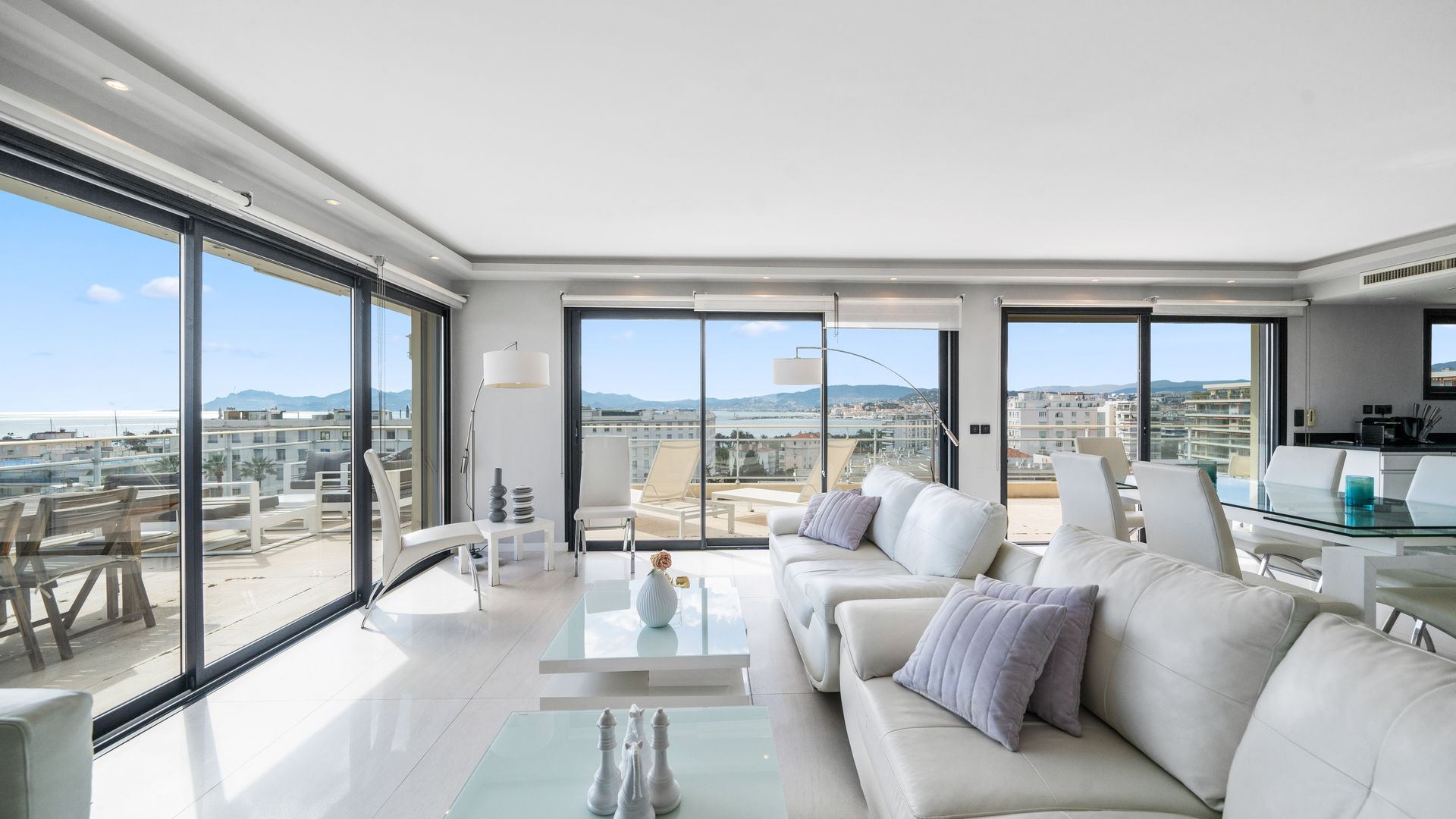 Riviera Sunlight photo 1