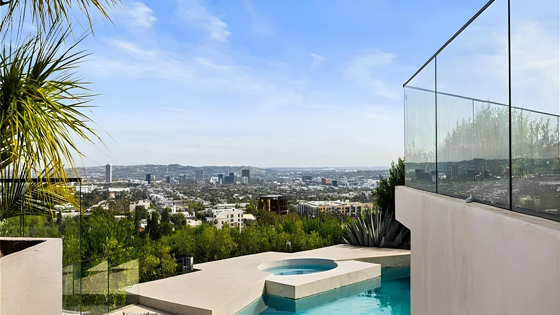 Hollywood Horizon photo 4