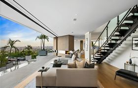 Hollywood Horizon