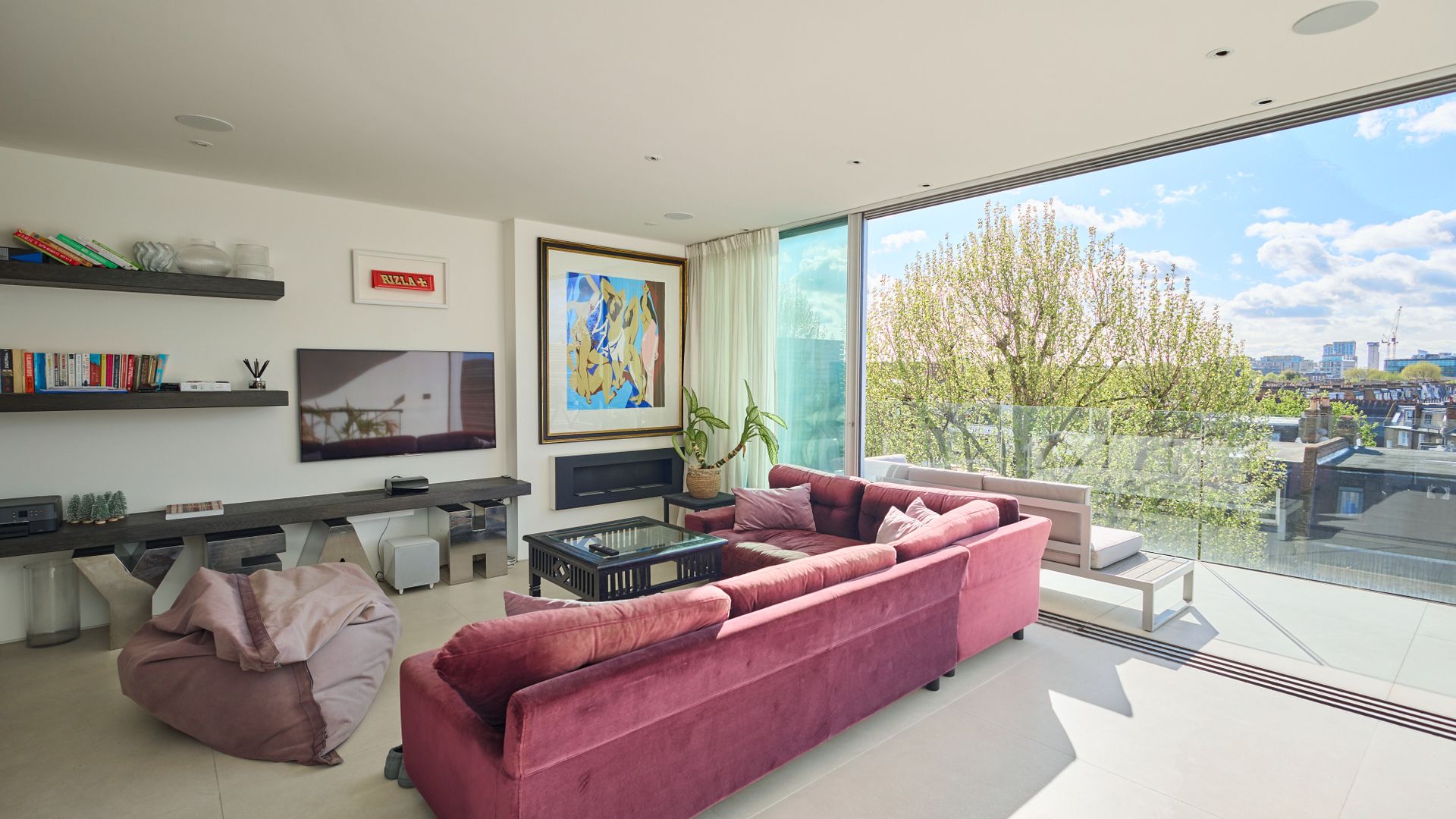 Penthouse in the Capital photo 1