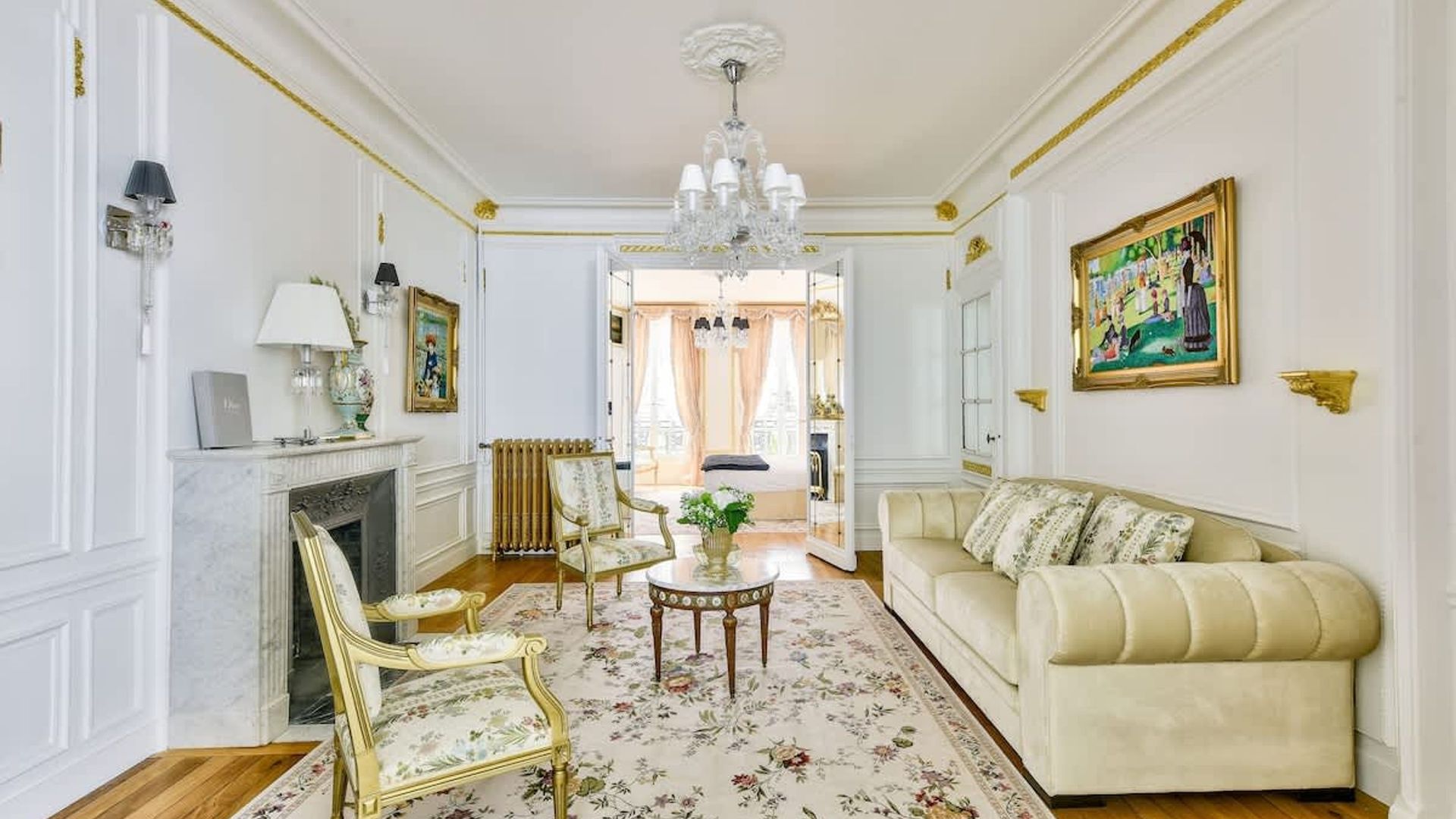 Royal Luxury photo 6
