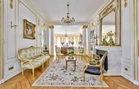 Royal Luxury