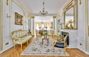 Royal Luxury