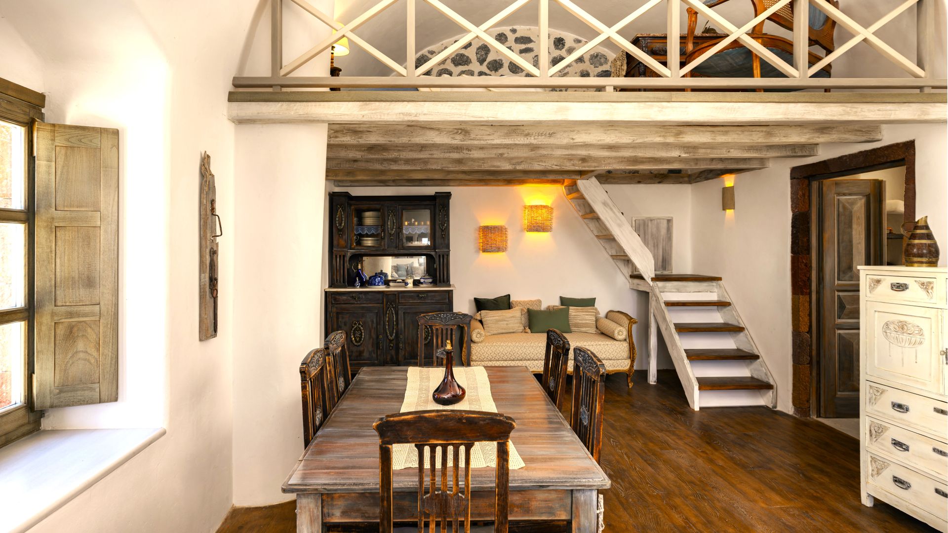 5 Bedroom Holiday Rental in Santorini photo 13