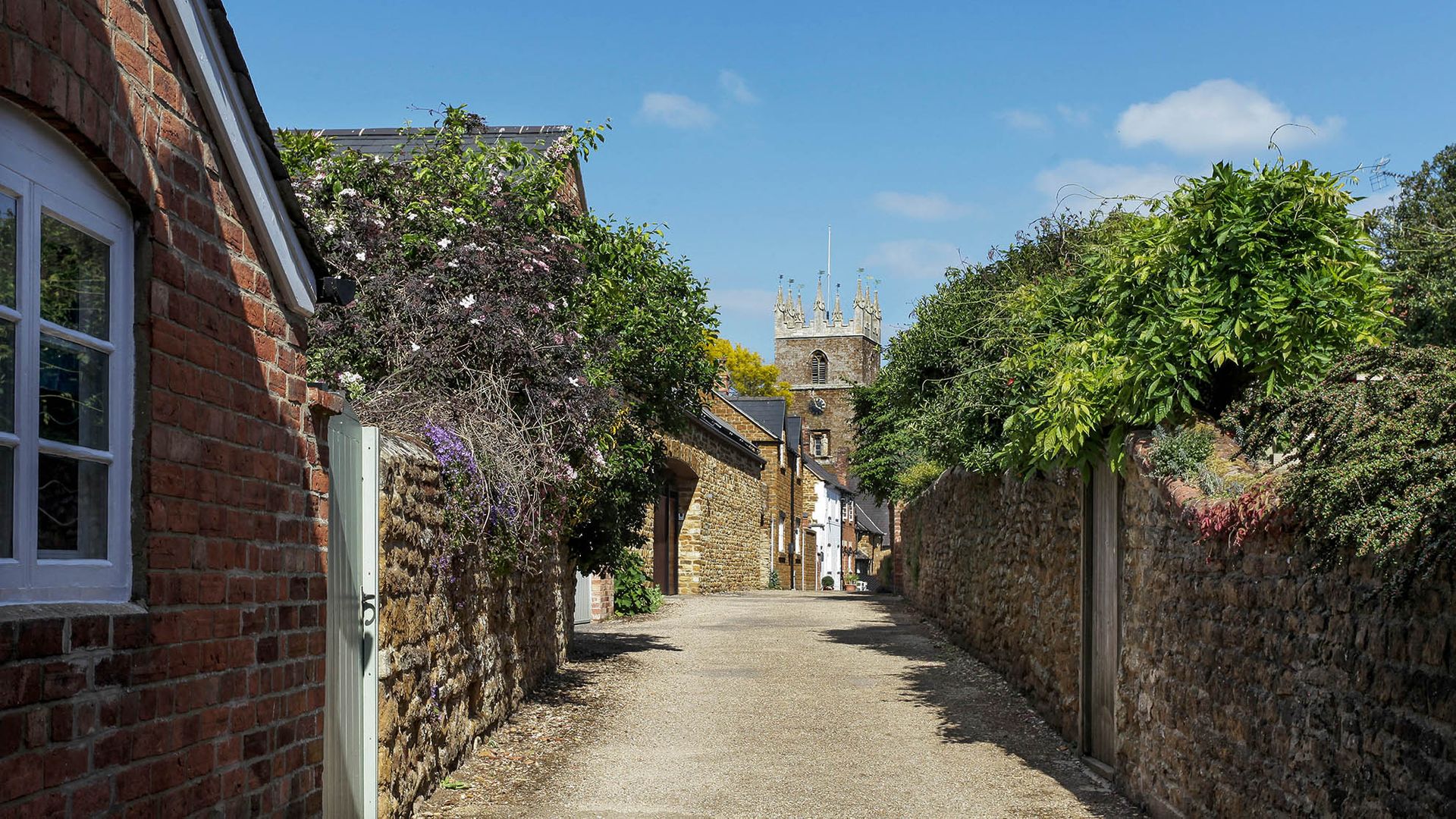 The Charming Cottage photo 10
