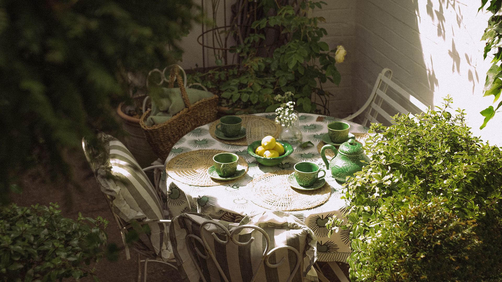 The Charming Cottage photo 2