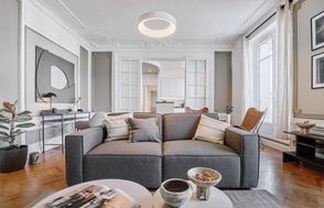 Le Marais Light