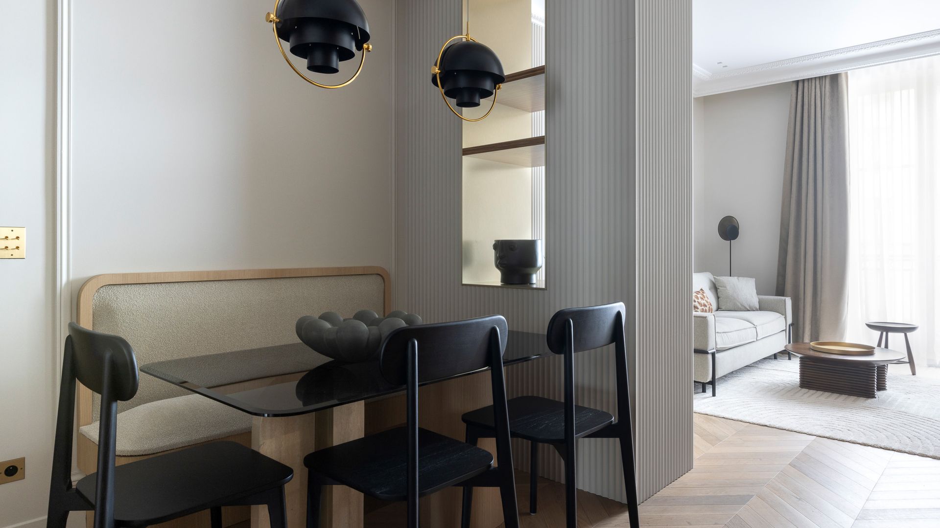 The Parisian Midcentury photo 5