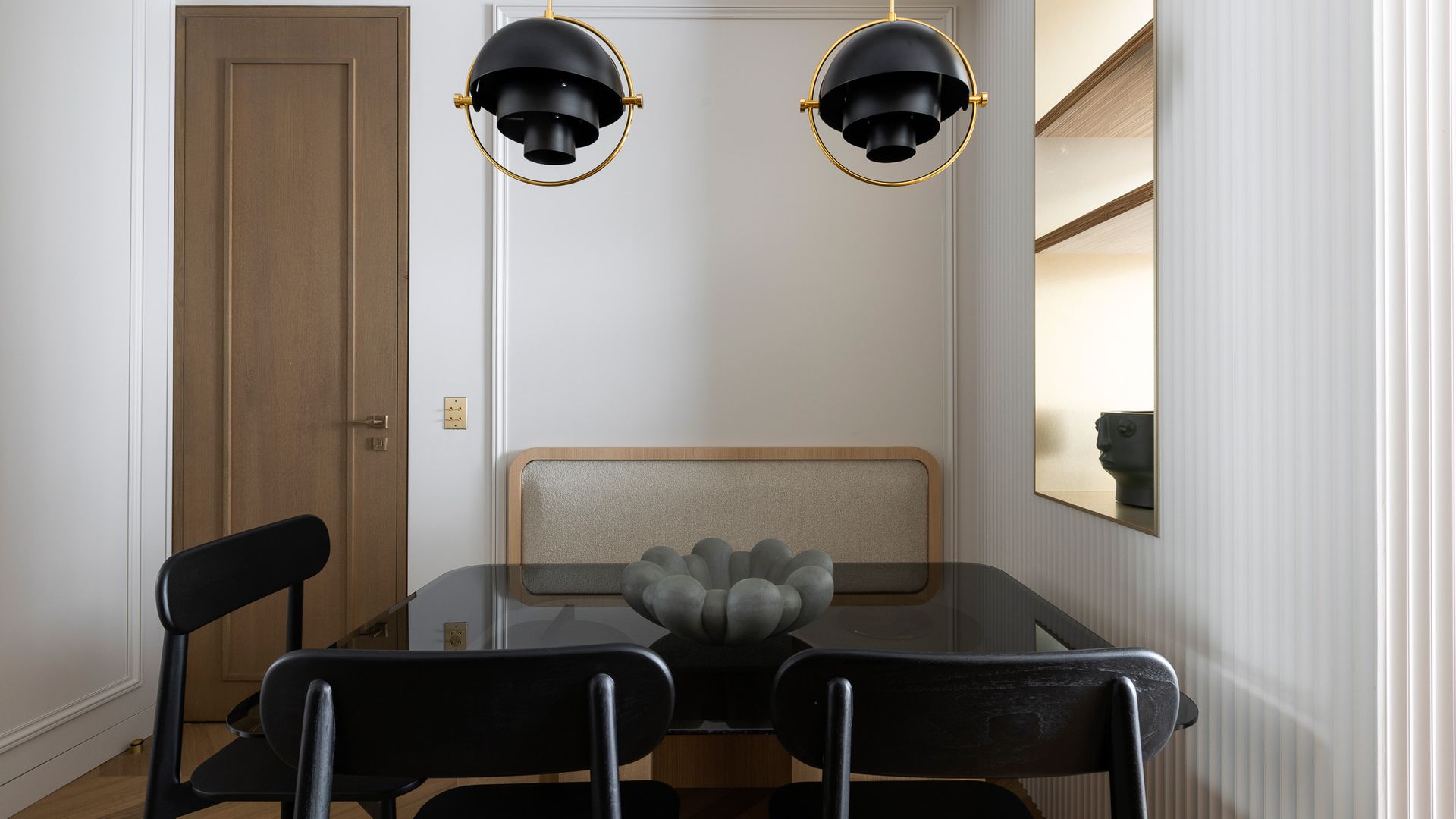 The Parisian Midcentury photo 6