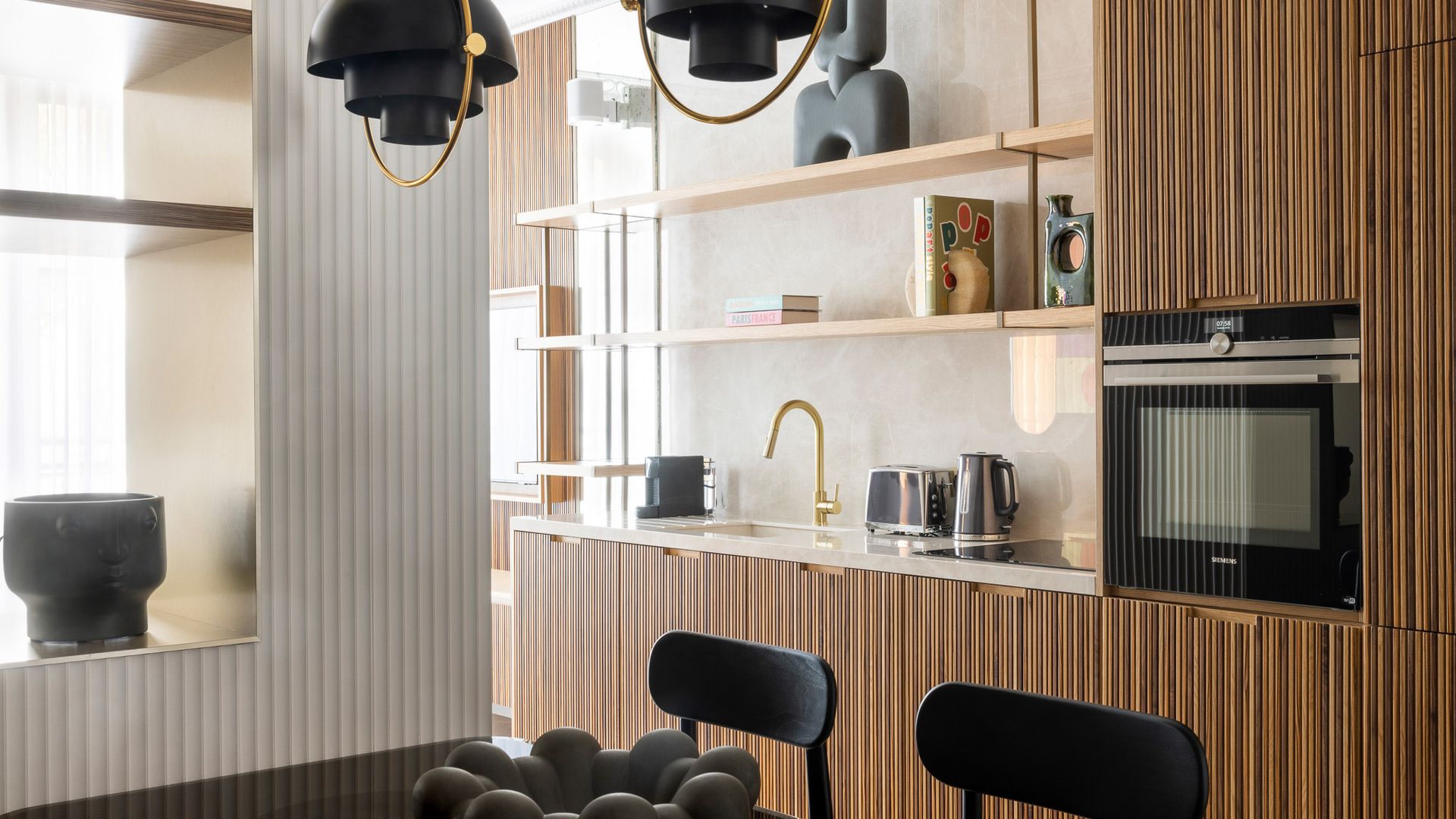 The Parisian Midcentury photo 7