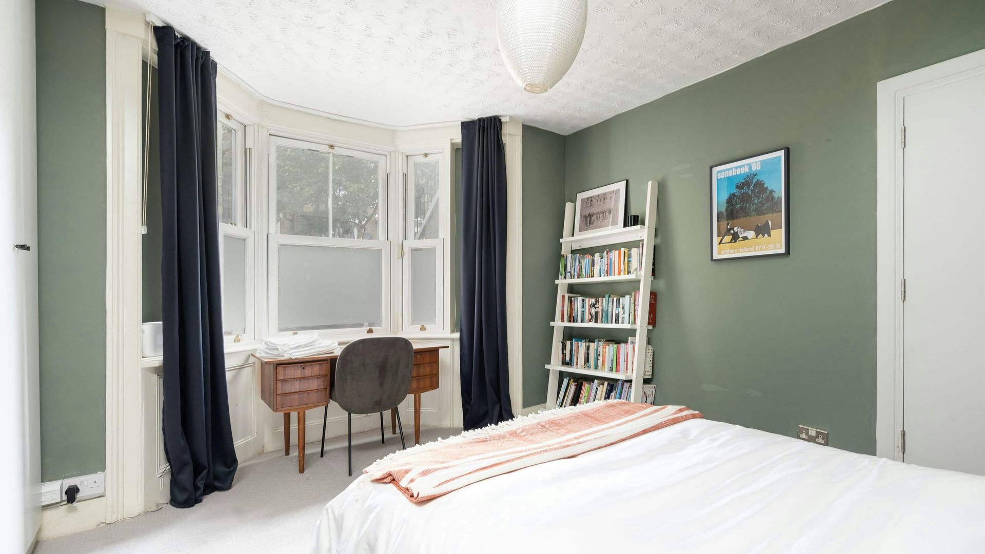 Dalston Deluxe photo 6