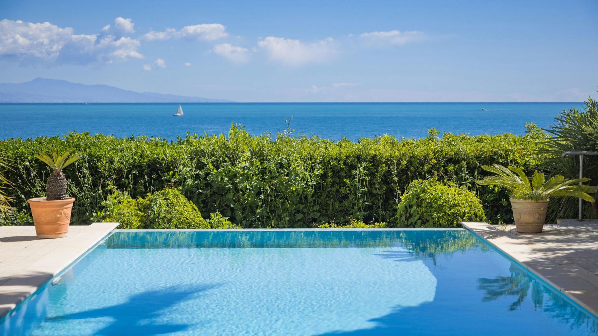 Antibes Azure photo 3