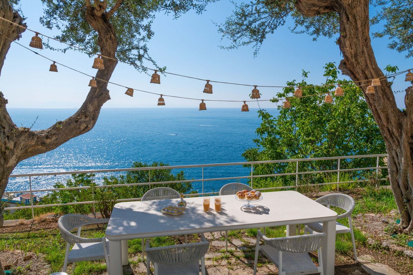 Sunshine on Amalfi photo 1