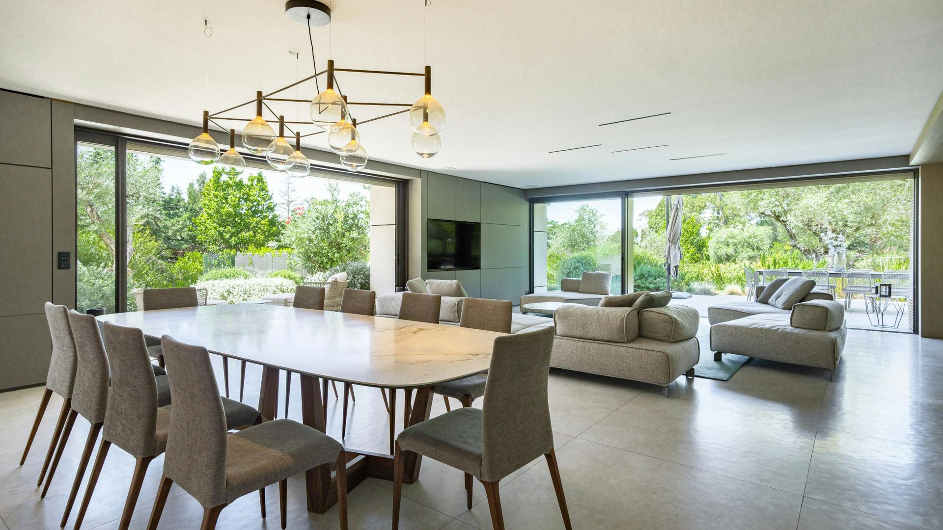 Riviera Garden photo 10