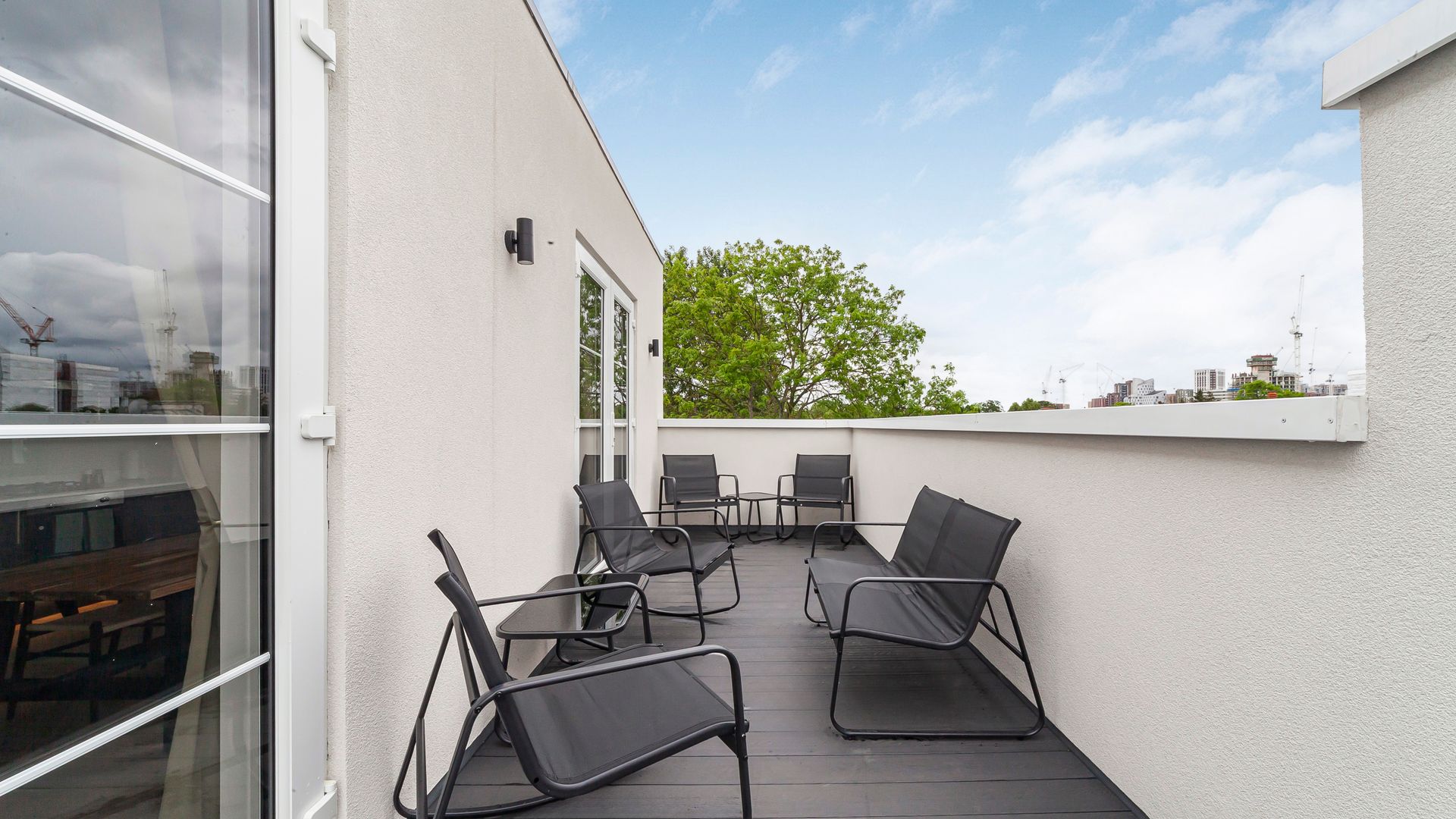 The Wembley Penthouse photo 9