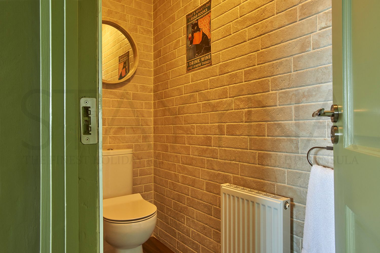 Maharee Lodge photo 11
