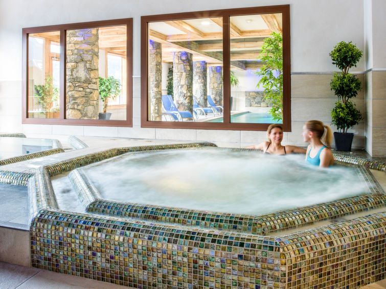 CGH Rés&Spa Chalets de Laÿssia photo 4