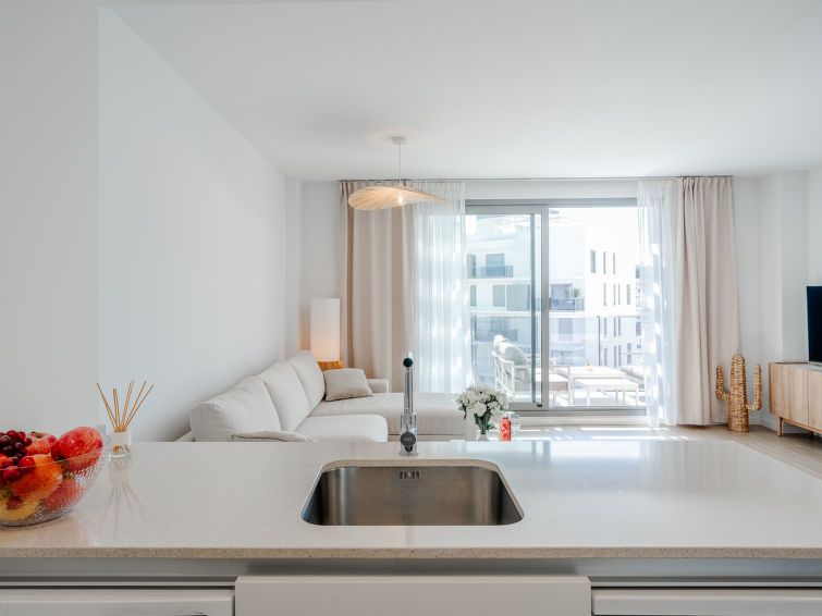 Marina Real III Apartment 7 photo 17