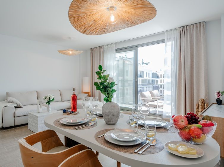 Marina Real III Apartment 7 photo 5