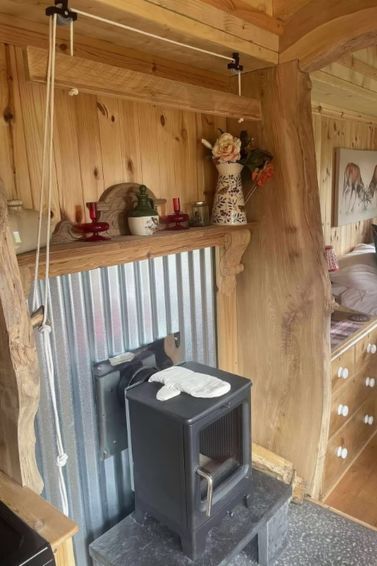 Shepherds Hut photo 4
