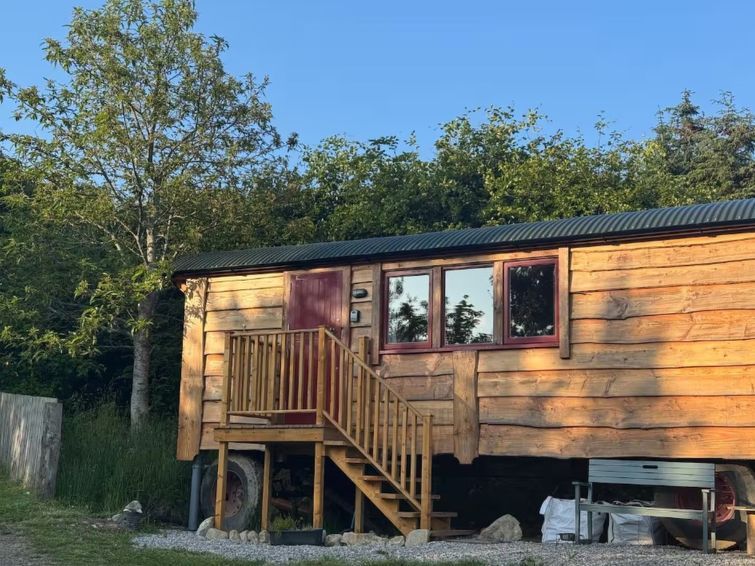 Shepherds Hut photo 1