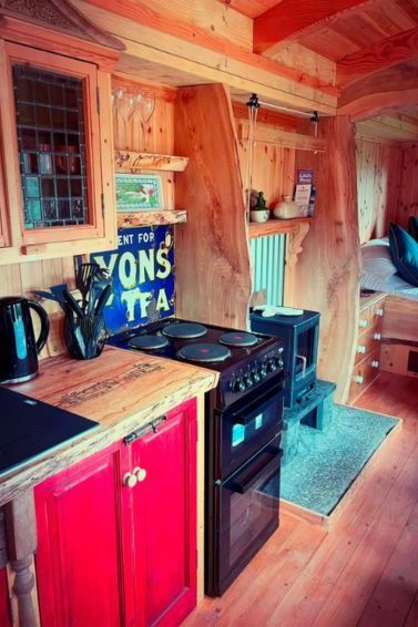 Shepherds Hut photo 6