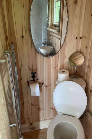 Shepherds Hut photo 7