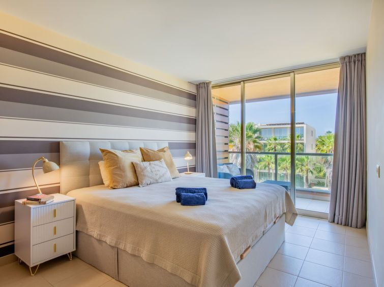 Algarve Sun-Sea Retreat Apartment 2 photo 4