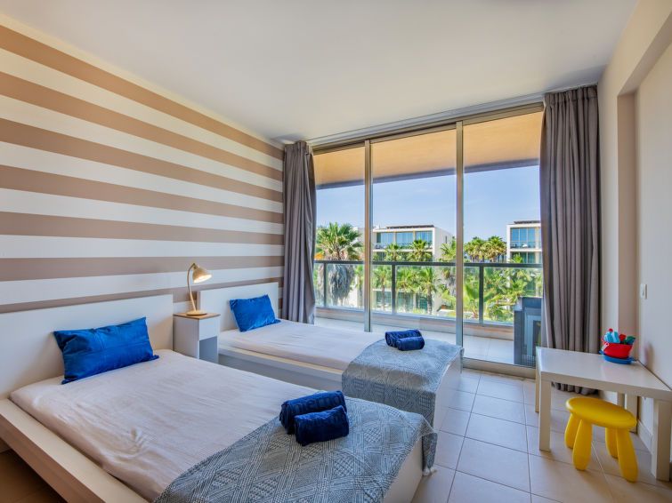 Algarve Sun-Sea Retreat Apartment 2 photo 5