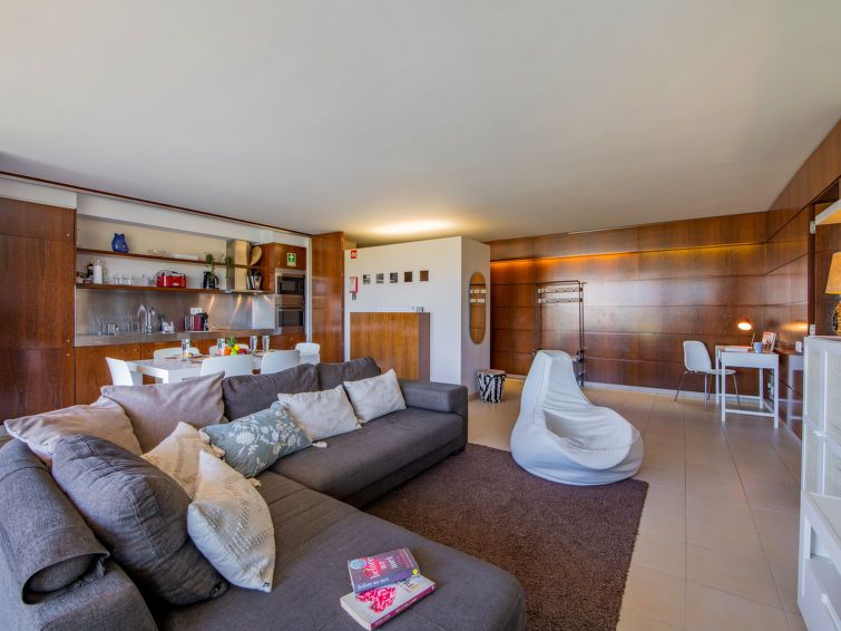 Algarve Sun-Sea Retreat Apartment 2 photo 3
