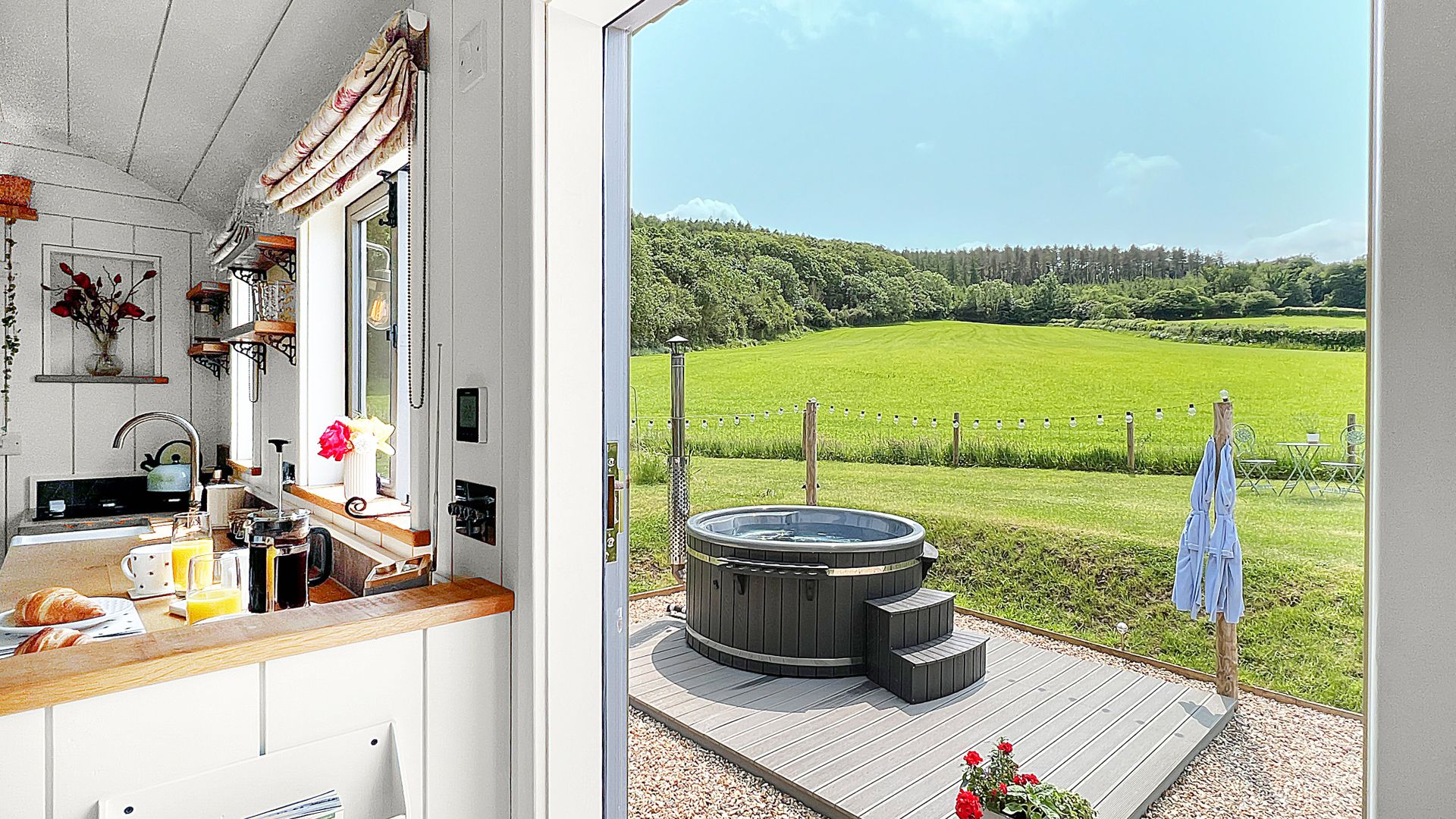 Cartier's Retreat, Dunster photo 3