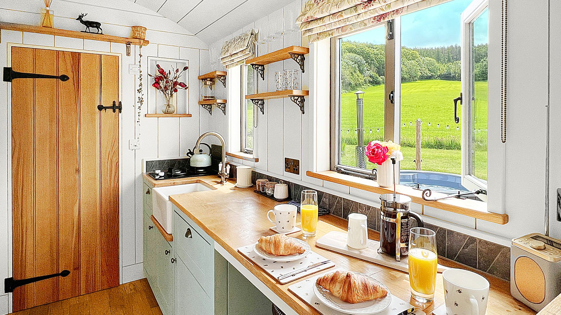 Cartier's Retreat, Dunster photo 4
