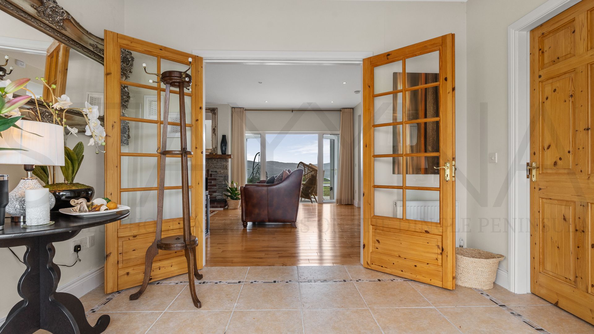 Beech House - NEW! photo 3