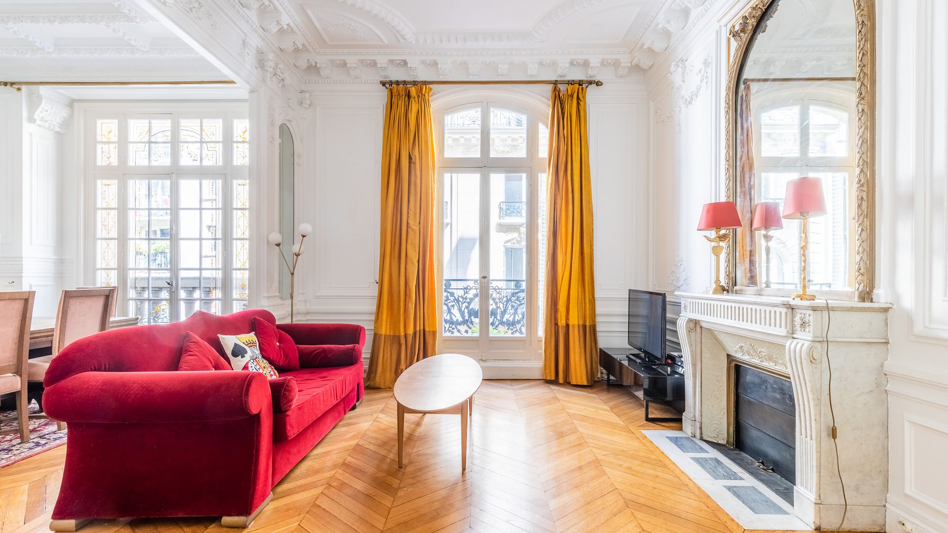 Monceau Mornings photo 1