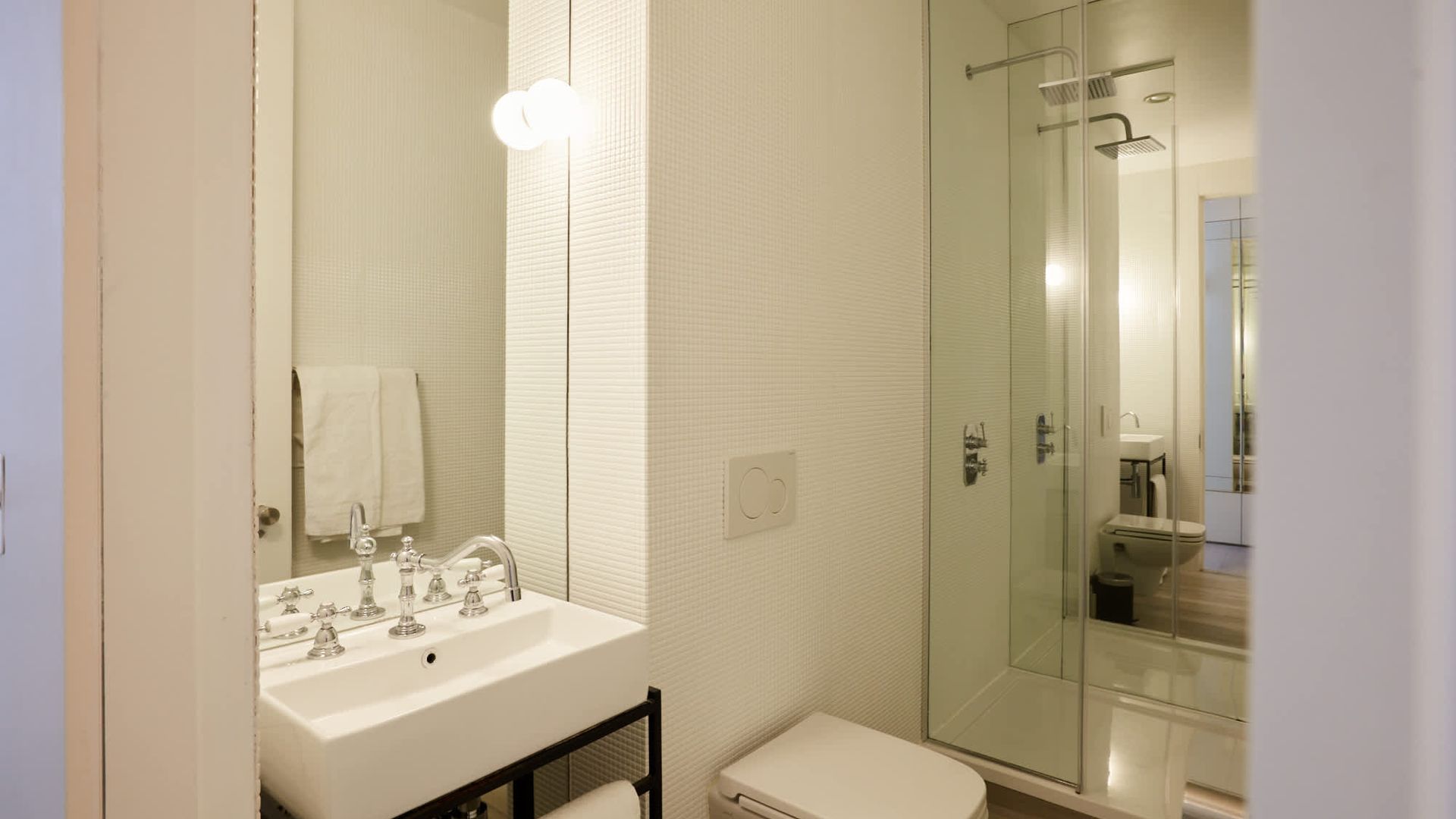 A Royal Abode photo 5