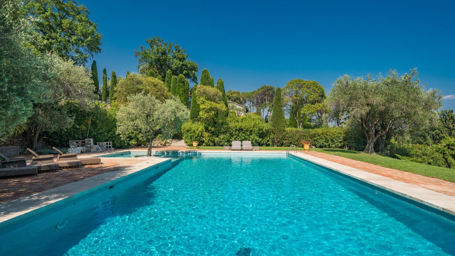 Riviera Serenity photo 3