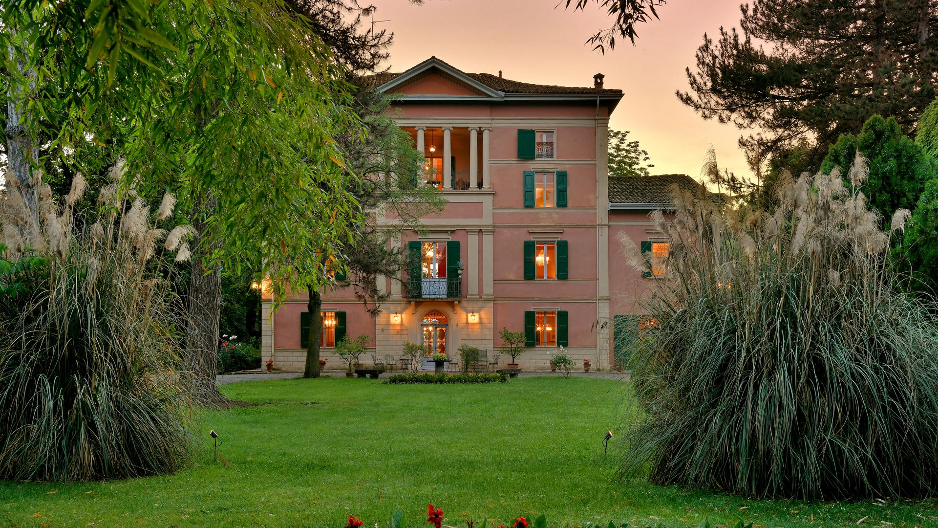 Quaint Villa photo 2