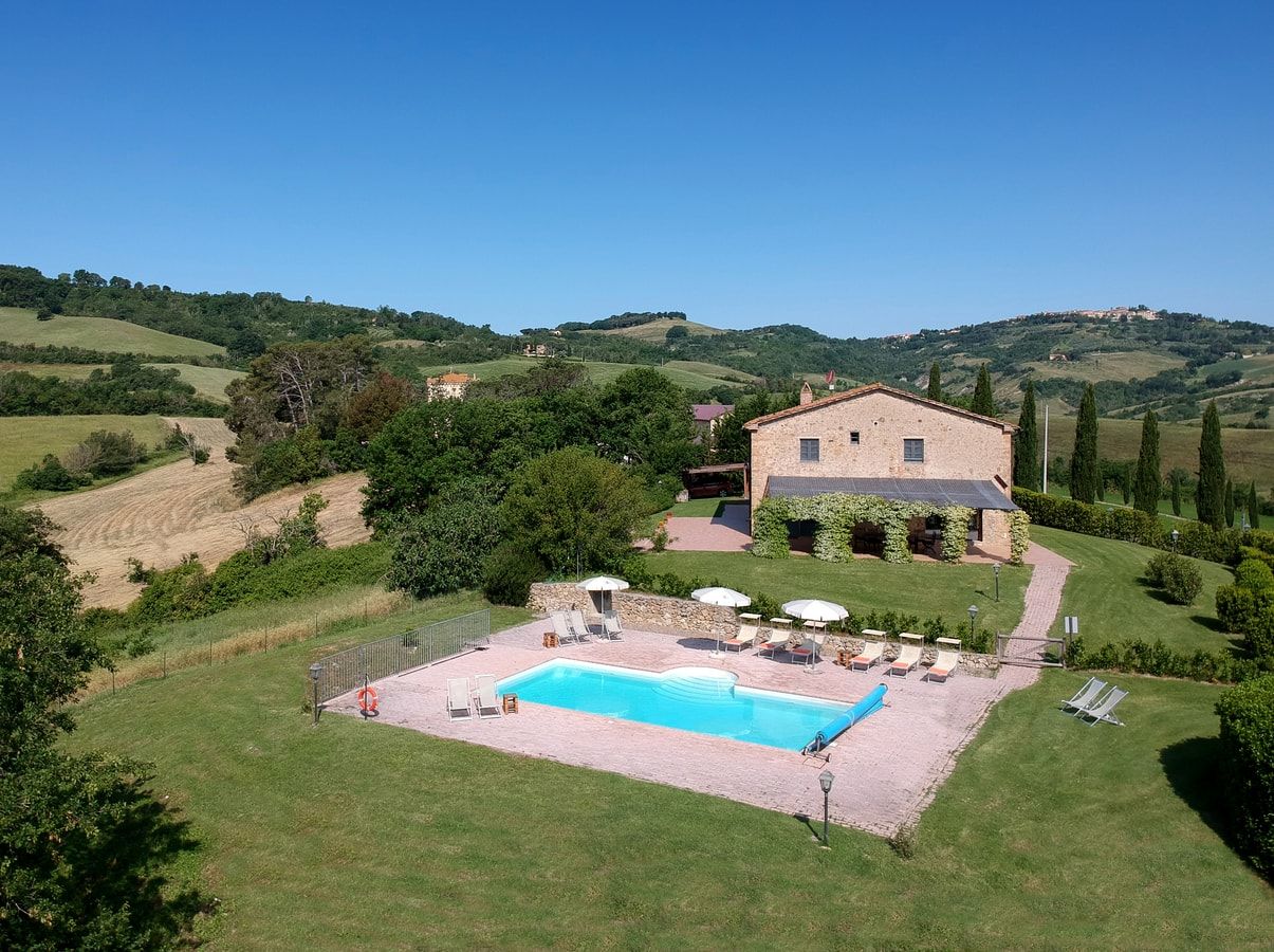 Tuscany Hideaway photo 3