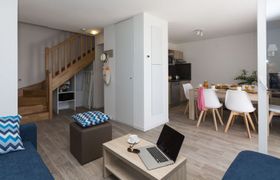 Le Domaine des Pins Apartment 5