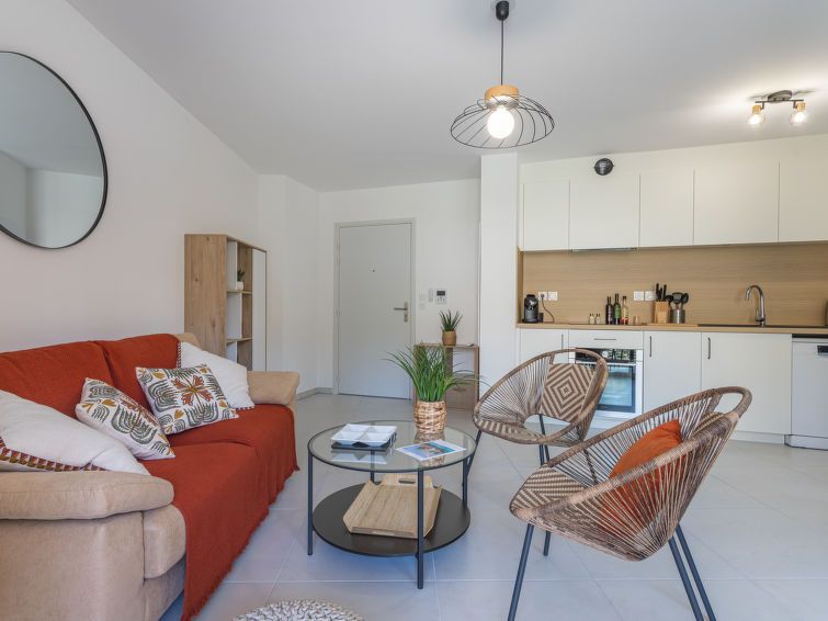 151 Bay Street photo 8