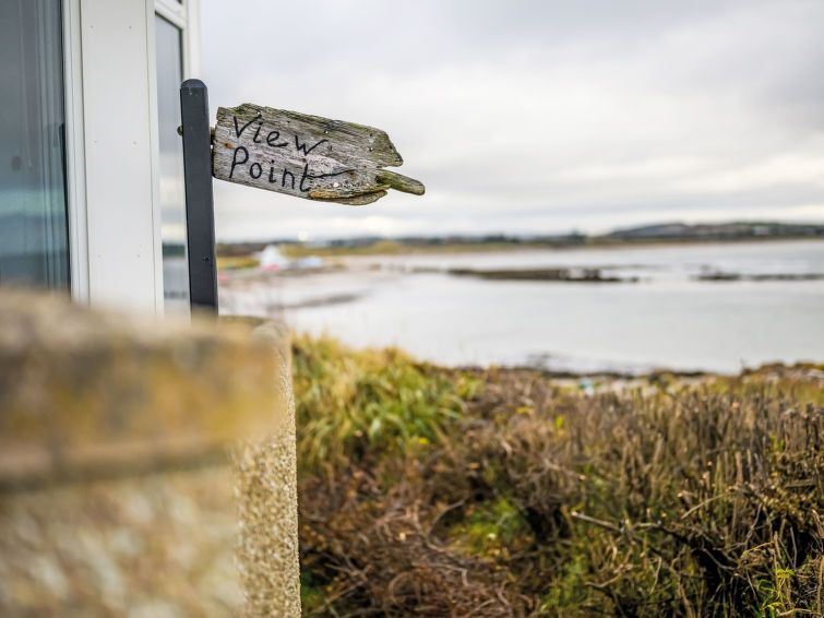 Waters Edge photo 49