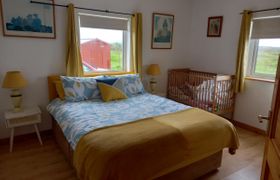 Pet paradise 6 bedhouse by sea