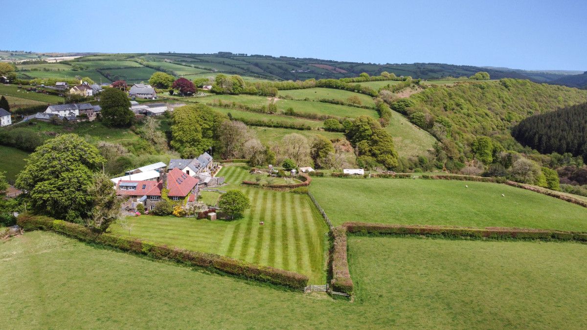 West Hollowcombe Farm photo 4