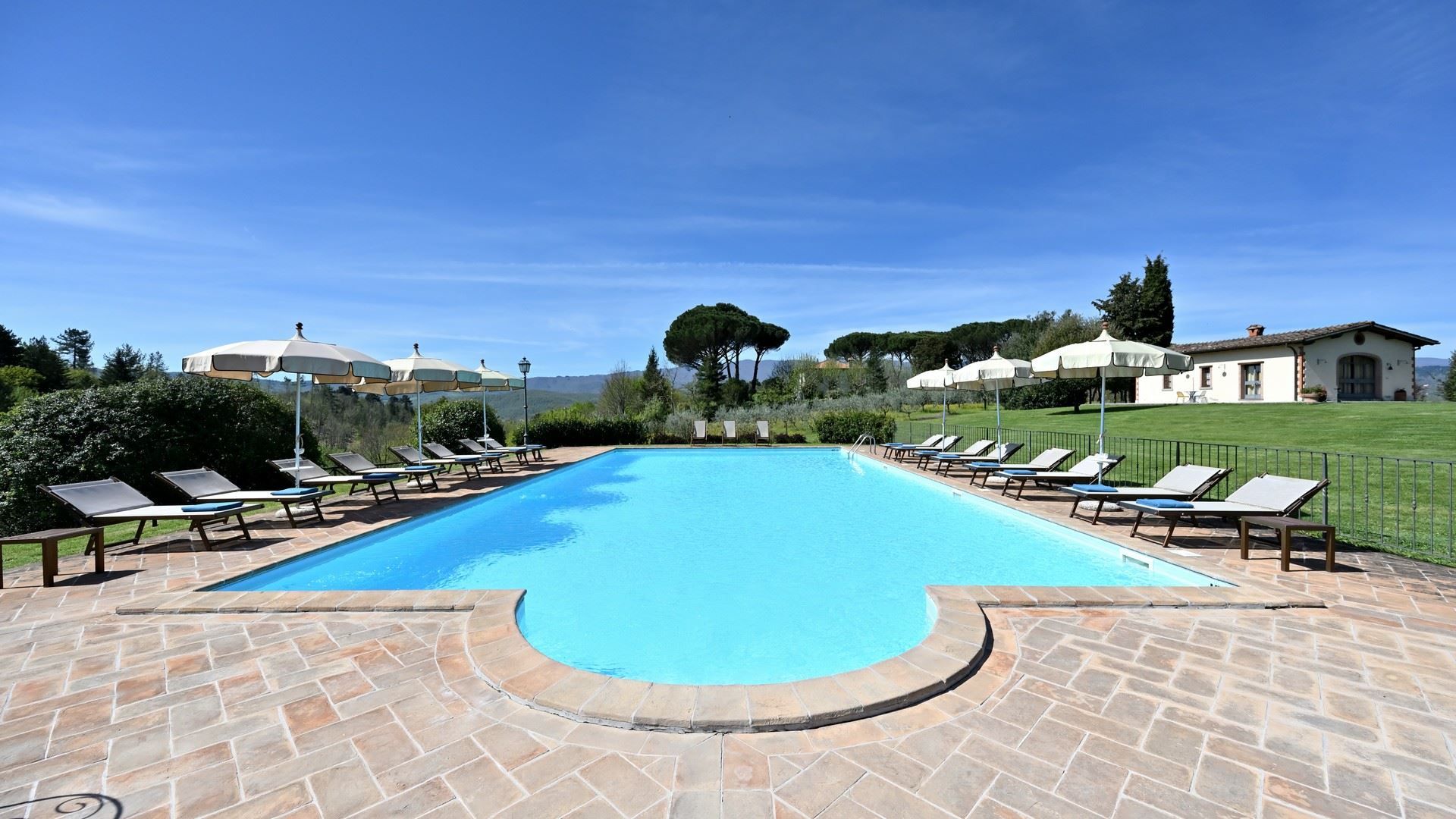 Tuscan Treasures photo 3
